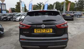 NISSAN QASHQAI 1.2 DiG-T N-Connecta 5dr PETROL 2017 ONE OWNER SAT NAV PANAROMIC ROOF ULEZ full