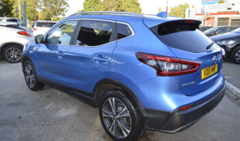 NISSAN QASHQAI 1.2 DiG-T N-Connecta 5dr PETROL 2018 ONE OWNER SAT NAV ULEZ PANAROMIC full