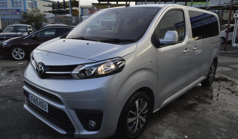 TOYOTA PROACE VERSO 2.0D 180 Family Medium 5dr 2019 AUTOMATIC ONE OWNER SAT NAV EURO 6 ULEZ 8 SEATS full